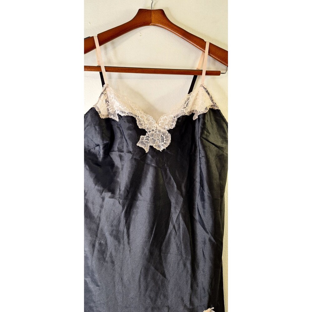 VICTORIA'S SECRET Black‎ Satin Lace Chemise Sz L Dark Romantic Fairy Grunge - Picture 5 of 10